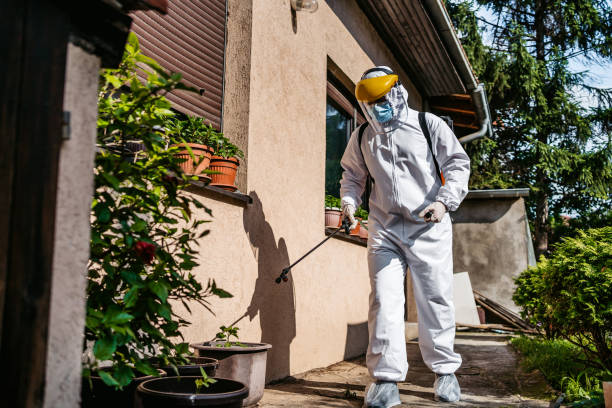 Best Commercial Pest Control Services  in Huron, SD